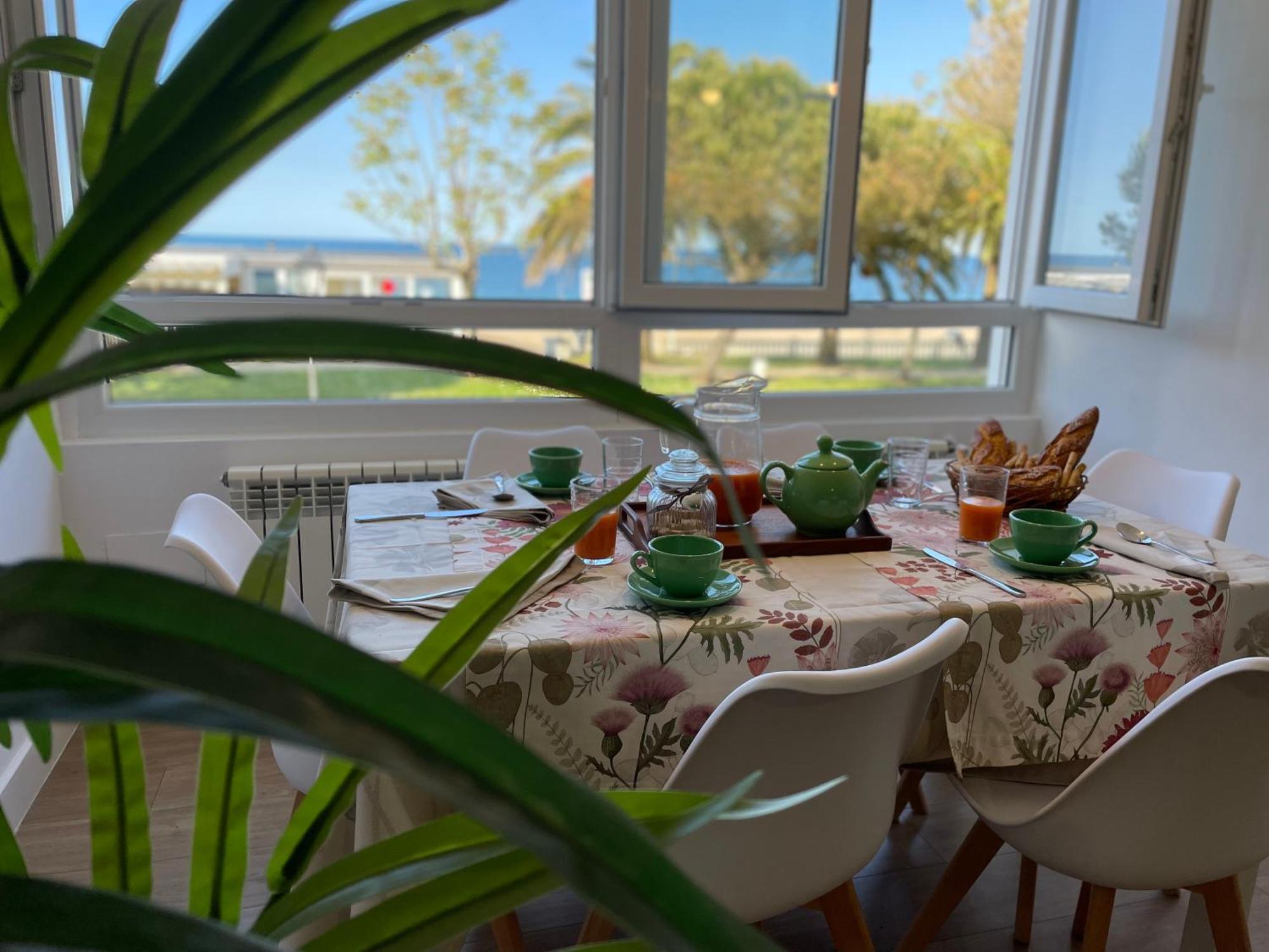 Apartamento Comillas Beach Zewnętrze zdjęcie